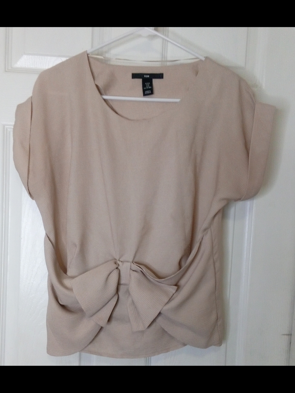 H&M Beige Knot-Front Short Sleeve Top